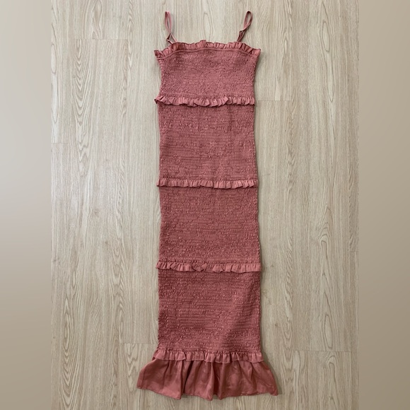 PinkBlush satin smocked bodycon midi dress nwot - Picture 15 of 15